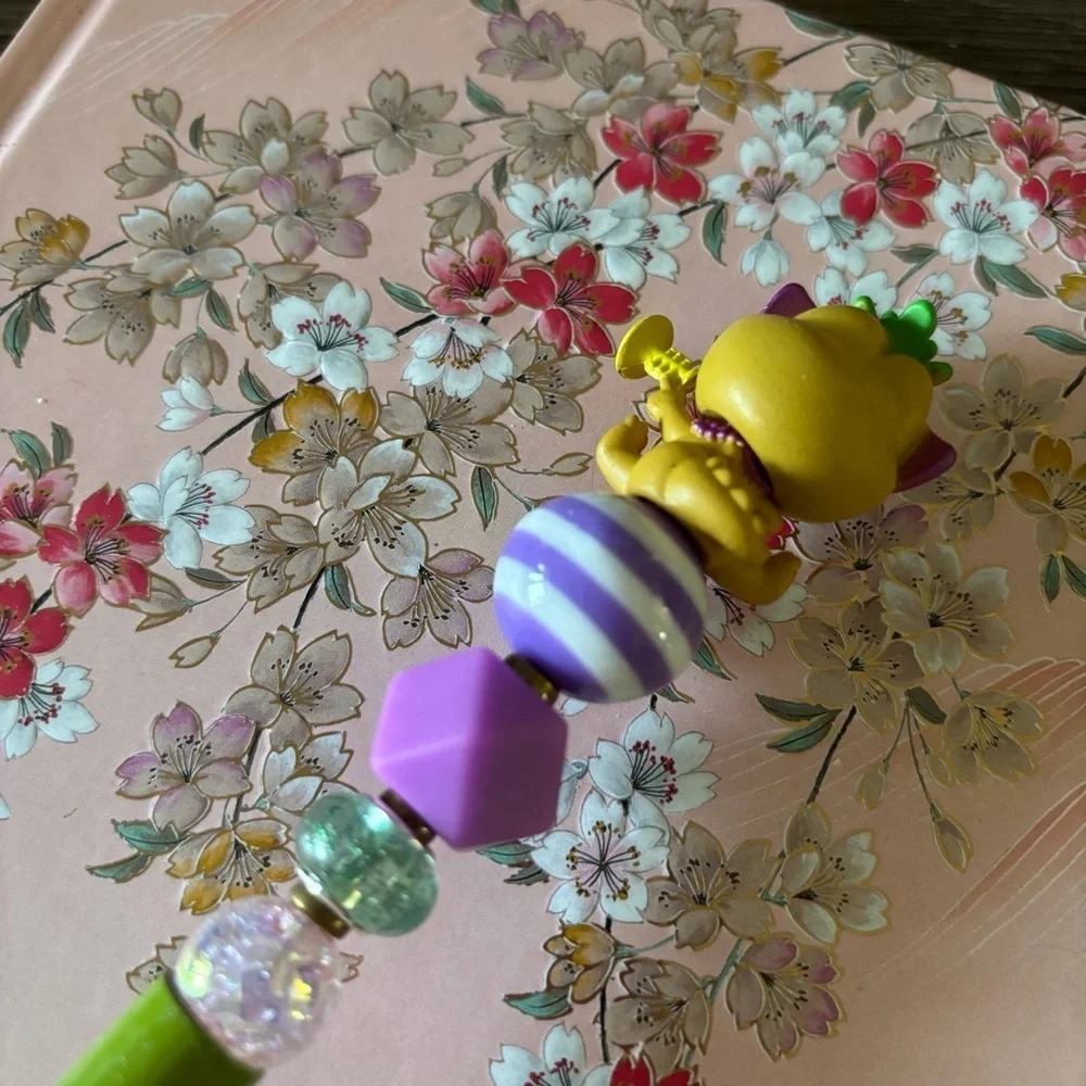 Disney Doorables: The Princess and The Frog: Louis party handmade beaded pen